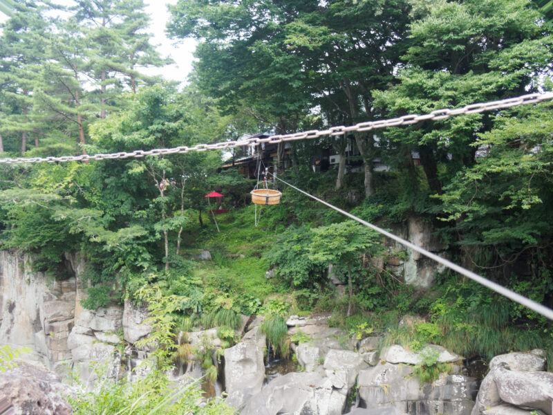 空飛ぶお団子